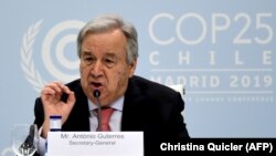 «Глибоко вкорінені патріархальність і мізогінія створили величезний гендерний розрив у нашій економіці, наших політичних системах, корпораціях, суспільстві та нашій культурі»