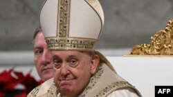 Папата Франциск на Бадник во базиликата Свети Петар, Ватикан, 24 декември 2024 година.