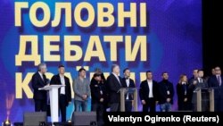 Порошенко запросив Зеленського продовжити дебати на «Суспільному»