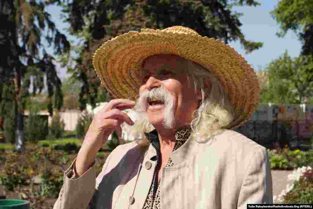 Завершиться свято ввечері, на місцевому стадіоні виступатиме український гурт «ТІК»