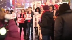 Акция в поддержку российского ЛГБТ-сообщества в Нью-Йорке Акция в поддержку российского ЛГБТ-сообщества в Нью-Йорке