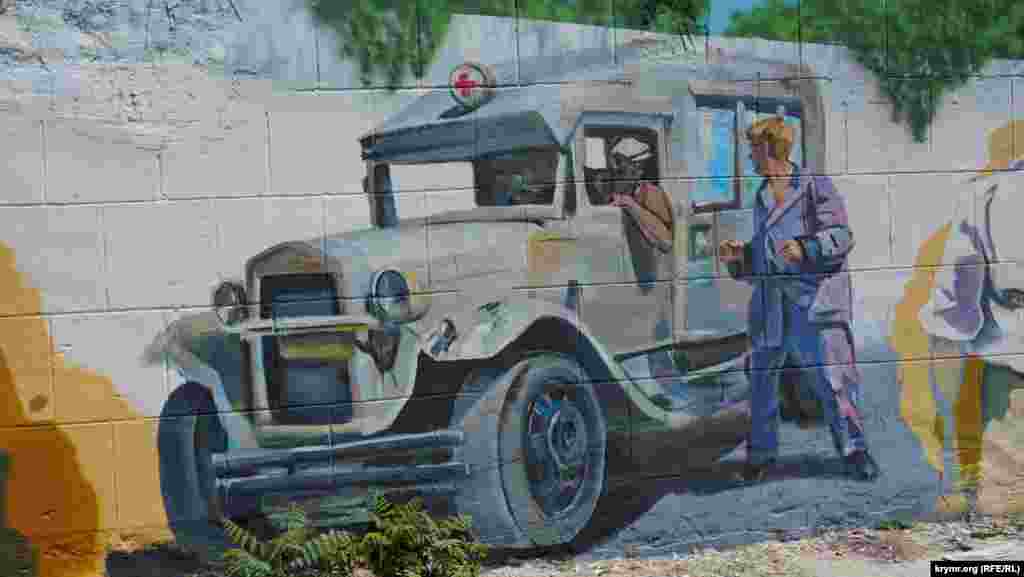 Герой фильма Эдик за баранкой «этого пылесоса»