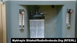 Кисневі концентратори, які купили волонтери з «Корпорації монстрів»