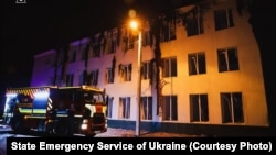 Rusiya hava zərbəsi nəticəsində zədələnən Xarkov xəstəxanası.