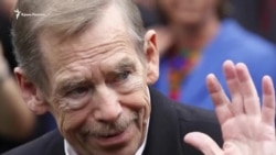 Диссидент о диссиденте: Мустафа Джемилев вспоминает Вацлава Гавела (видео) Диссидент о диссиденте: Мустафа Джемилев вспоминает Вацлава Гавела (видео)