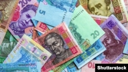 Станом на 14:00 котирування становлять 25 гривень 7-9 копійок за долар