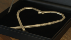 Srce Sarajeva - iz ruku sarajevskih zlatara do svjetskih filmskih zvijezda Srce Sarajeva - iz ruku sarajevskih zlatara do svjetskih filmskih zvijezda