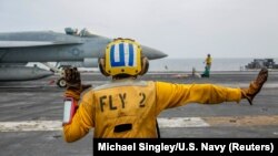 Йдеться про американські винищувачі Hornet, розроблені в 1970-х роках. Фото ілюстративне