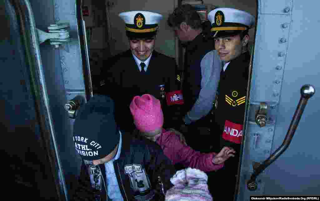 Побувати на кораблях можуть всі охочі, але час відвідин обмежено 