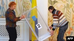 (архівна фотографія) Вибори в Україні, 6 лютого 2010 року