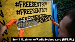 Олег Сенцов голодує в російській тюрмі вже понад чотири місяці