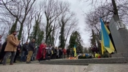 У Празі вшанували Героїв Небесної сотні – відео У Празі вшанували Героїв Небесної сотні – відео