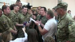 Семенченко і Лихоліт вимагають від прокурорів довідку про відрядження Семенченко і Лихоліт вимагають від прокурорів довідку про відрядження