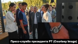 Искандер и Рустам Миннихановы на Дне нефтяника в Альметьевске, 1 сентября 2024 года