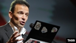 Василиq Якеменко