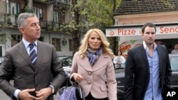 Crnogorski predsjednik Milo Đukanović sa suprugom Lidijom i sinom Blažom u Podgorici 2012. godine