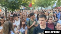 Protest ispred Pete beogradske gimnazije, 27. avgust 2025.