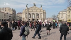 Львовом пройшов феміністичний марш за солідарність, сестринство, підтримку (відео) Львовом пройшов феміністичний марш за солідарність, сестринство, підтримку (відео)