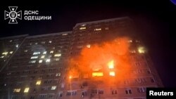 Bloc de apartamente lovit de un atac cu dronă rusească, în contextul atacului Rusiei asupra Ucrainei, în Odesa, Ucraina, într-o fotografie distribuită pe 28 iunie 2025.