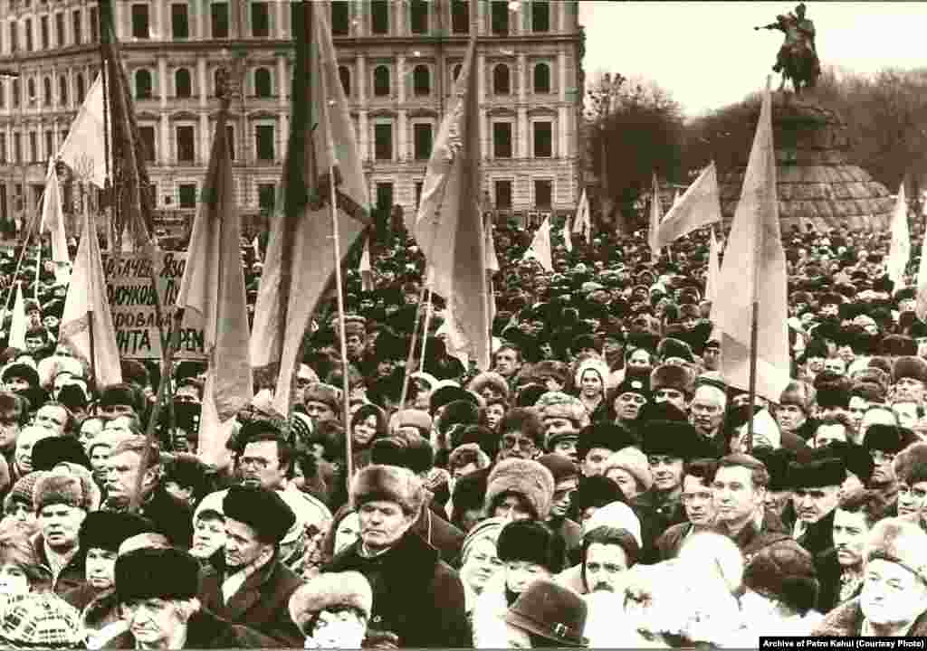 Київ. Про історію самого Акту Злуки 1919 року можна прочитати у статті «Акт Злуки: на шляху до створення Української держави»