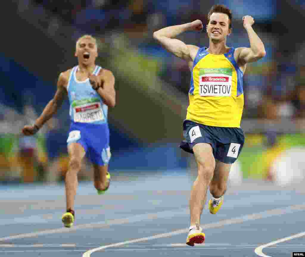 Ігор Цвєтов, золотий призер Літніх Паралімпійських Ігор 2016 із бігу на дистанцію 100 метрів