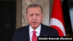 Як повідомила напередодні пресслужба українського президента, Володимир Зеленський і Реджеп Тайїп Ердоган проведуть переговори