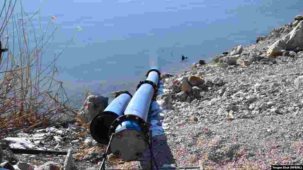 На трубе установлена заглушка