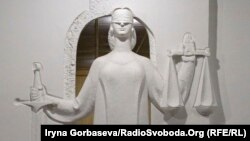 Йдеться про колишню керівницю одного з департаментів ДФС України