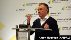 Адвокат Виктор Паршуткин