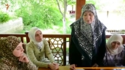 Комментарий матери Энвера Мамутова (видео) Комментарий матери Энвера Мамутова (видео)