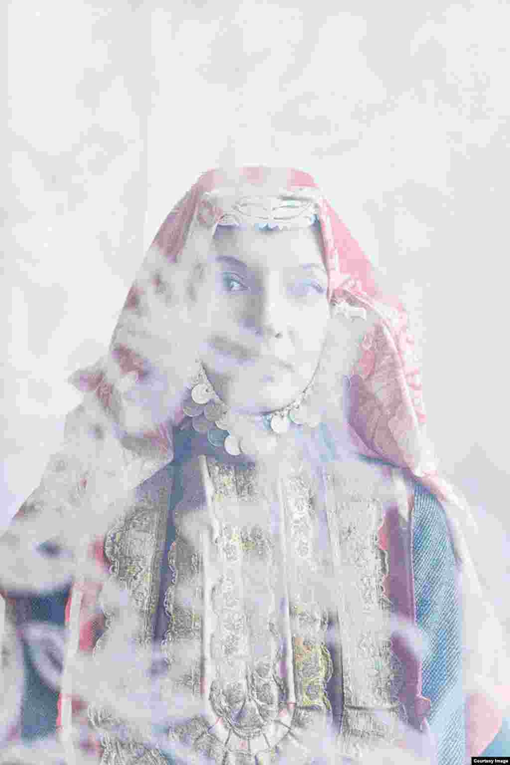 Елена, 31 год:&nbsp; &quot;Моя семья ассимилировалась, и&nbsp;традиции утерялись. Папа у&nbsp;меня наполовину башкир, наполовину &mdash; волжский булгар&quot;