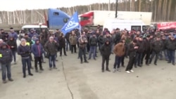 Дальнобойщики выразили недоверие Путину Дальнобойщики выразили недоверие Путину