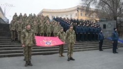 Одеські нацгвардійці й курсанти привітали Збройні сили України з ювілеєм (відео) Одеські нацгвардійці й курсанти привітали Збройні сили України з ювілеєм (відео)