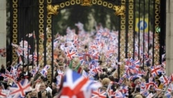 Тело королевы, женщины топ-менеджеры, слезы, слезы Тело королевы, женщины топ-менеджеры, слезы, слезы