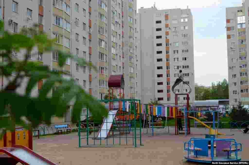 Квартиры в "Перспективном" преимущественно покупают молодые семьи. Обычно это их первое жилье.