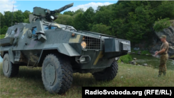 Український бронетранспортер «Дозор»
