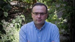 პარალელური რელობა პარალელური რელობა