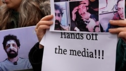 «Ми – мішені»: побиття «тітушками» журналістів під час висвітлення протестів у Грузії (відео)