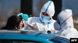 در ۲۴ ساعت گذشته بیش از ۶۰ هزار نفر به شمار مبتلایان قطعی اضافه شده است.