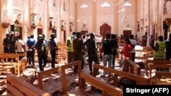 За деякими повідомленнями, напади скоїли смертники, які підірвали себе