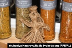 Співзасновники крамниці кажуть, щоб відкритися їм знадобилося близько пів року