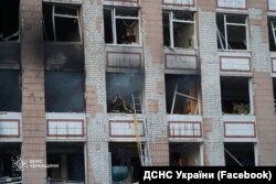 Atacul aerian rusesc a avariat clădirea colegiului Universității Naționale de Tehnologii Alimentare. Smila, regiunea Cerkasî, 29 iunie 2025.