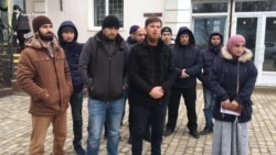 Штраф Рианы Куламетовой традиционно оплатили 10-рублевыми монетами (видео) Штраф Рианы Куламетовой традиционно оплатили 10-рублевыми монетами (видео)