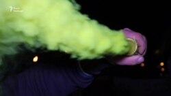 Cмолоскипно-фаєрна хода до МВС України (відео) Cмолоскипно-фаєрна хода до МВС України (відео)