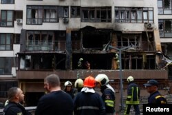 Пошкоджена внаслідок атаки на Київ багатоповерхівка, 21 липня 2025 року