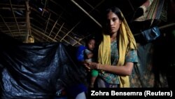 Мусульмани-рохінджа в таборі для біженців у Бангладеш, 20 жовтня 2017 року