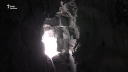 Авдіївська промзона: танки, руїни і святковий обід (відео) Авдіївська промзона: танки, руїни і святковий обід (відео)