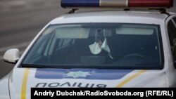 Орендар ставка, який був професійним мисливцем, через раптову неприязнь розстріляв відвідувачів зі своєї гладкоствольної мисливської рушниці