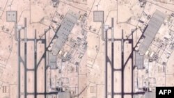 Na kombinaciji satelitskih fotografija dobijenih od Planet Labs vidi se fotografija snimljena 5. juna (levo) vojnih aviona u američkoj vazduhoplovnoj bazi Al-Udeid u Kataru i fotografija snimljena 19. juna (desno) na kojoj se ne vide avioni u bazi.