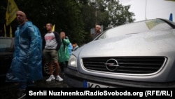 Акція власників автомобілів на «євробляхах» під Кабміном, Київ, 11 липня 2018 року